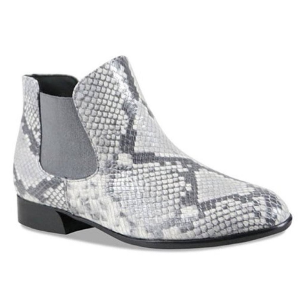 Munro Cate Chelsea Ankle bootie Sz 6 NWOB box 9